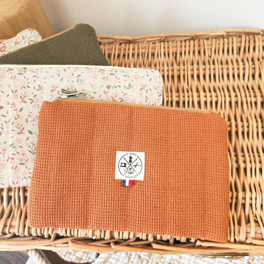 Pochette S Nid d'Abeille Rouille/ Motifs